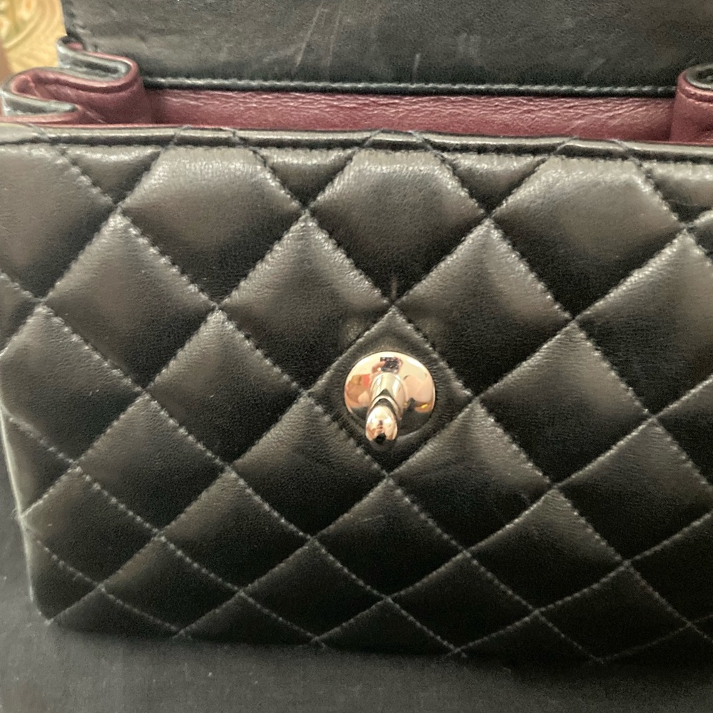 Pre-Loved Authentic CHANEL Black Leather Handbag - Picture 9 of 12